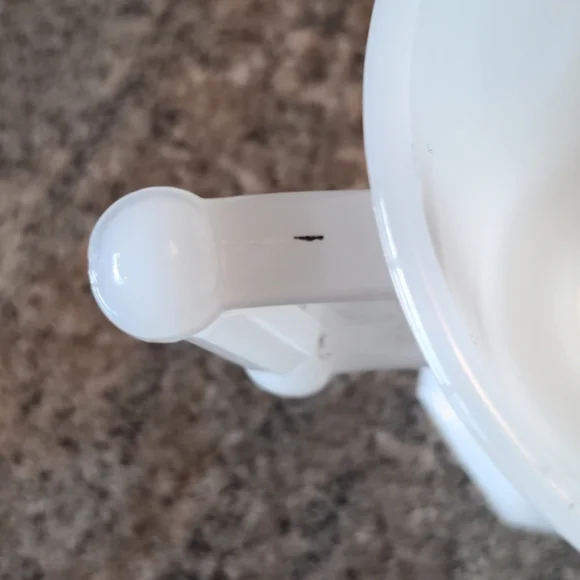 Vintage 1950s Milk Glass Open Sugar Bowl Baltimore - Picture 8 of 8